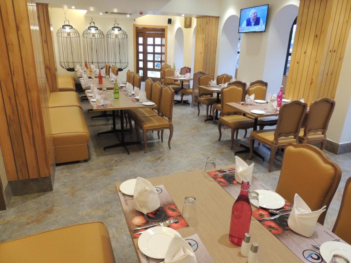 The Samilton Hotell Kolkata Eksteriør bilde